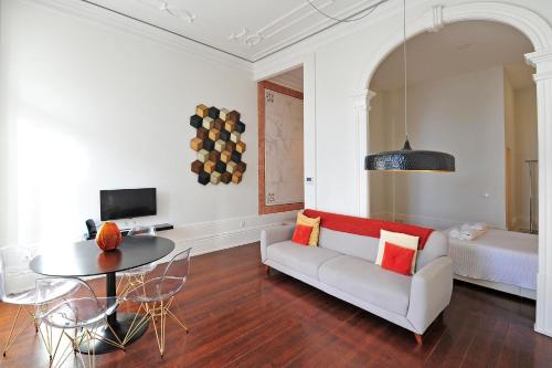 FLH Porto Elegant Flat with Terrace