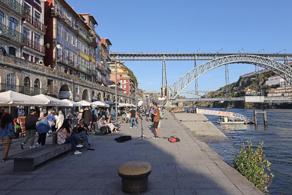 Appartement FLH Porto Ribeira with River View 38 Rua de Cima do Muro 4050-199 Porto