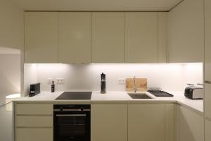 FLH Porto Spacious Duplex