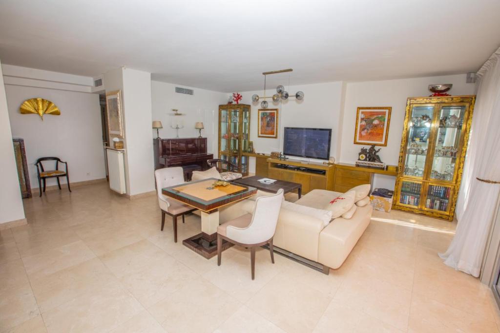 FLH Porto Stylish Apartment 4050-253 Porto
