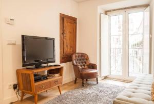 Appartement FLH Portuguese Soul Flat with Terrace 40 Rua de Santa Marinha 1100-491 Lisbonne -1