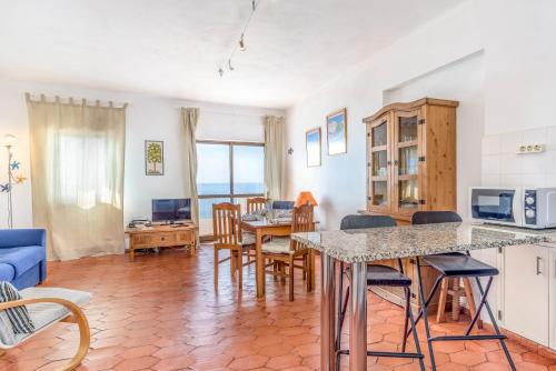 FLH Praia da Luz Apartment with Balcony