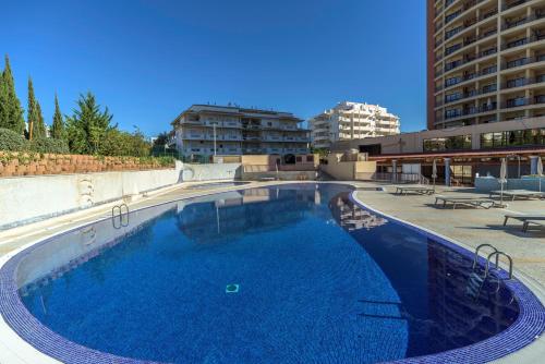FLH Praia Mar Marine Flat with Pool