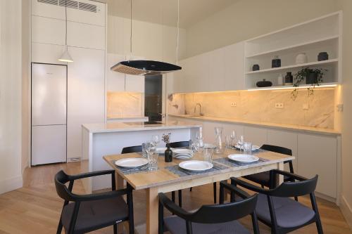 FLH Sá da Bandeira Luxury Apartment