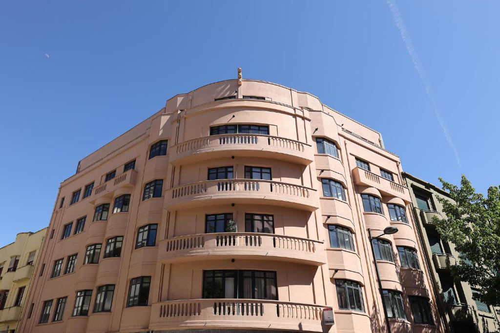 FLH Sá da Bandeira Modern Apartment 538 Rua de Sá da Bandeira, 4000-430 Porto