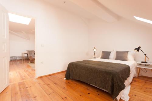 FLH Se Cozy Flat