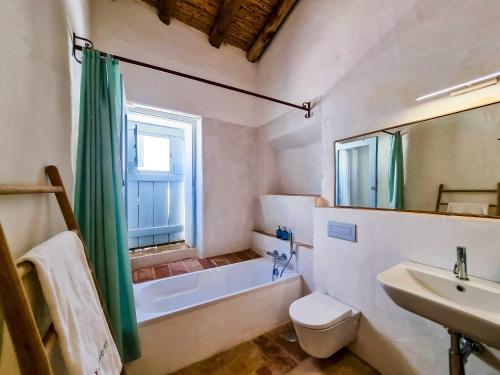 FLH Vale Judeu Rustic Mezzanine Cottage II