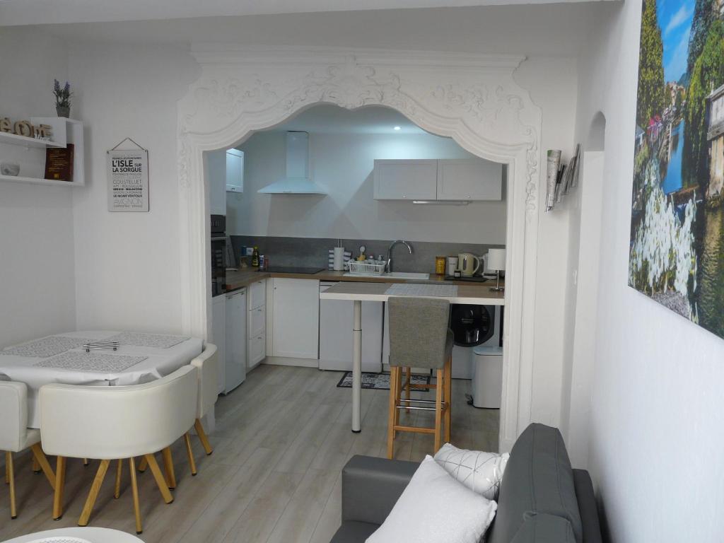 Appartement FLOTS DE L ISLE 5 Rue Carnot 84800 LʼIsle-sur-la-Sorgue