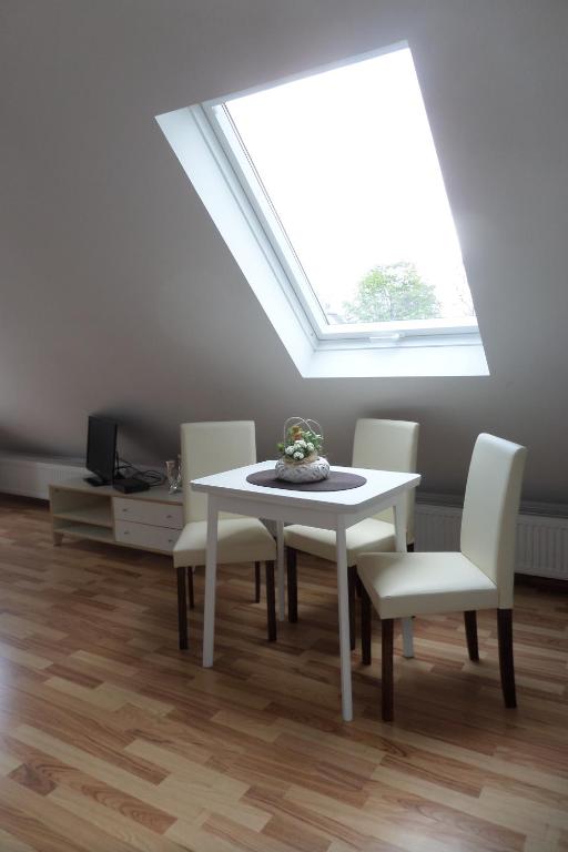 Appartement Flughafenapartement Sky View Colmarer Straße 28 40468 Düsseldorf