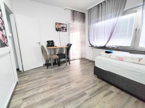 FMI,3Room Accommodation
