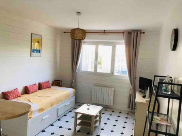 Appartement Foch, proximité immédiate plage-port-commerces 4 Rue du Maréchal Foch 14470 Courseulles-sur-Mer
