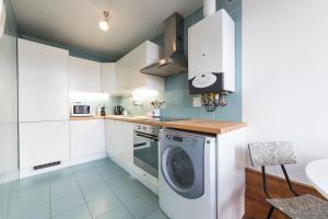 Fontainhas Design Apartment by DA'HOME