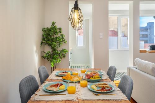 Formosa #3 Central 2-Bed in Prime Location Perfect to Explore Porto