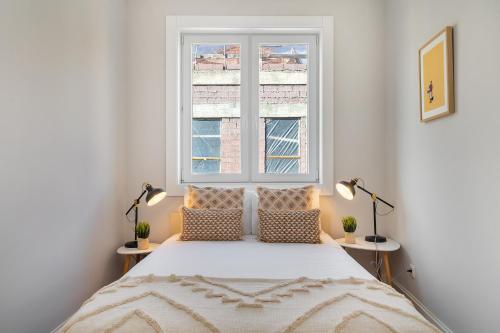 Formosa #3 Central 2-Bed in Prime Location Perfect to Explore Porto