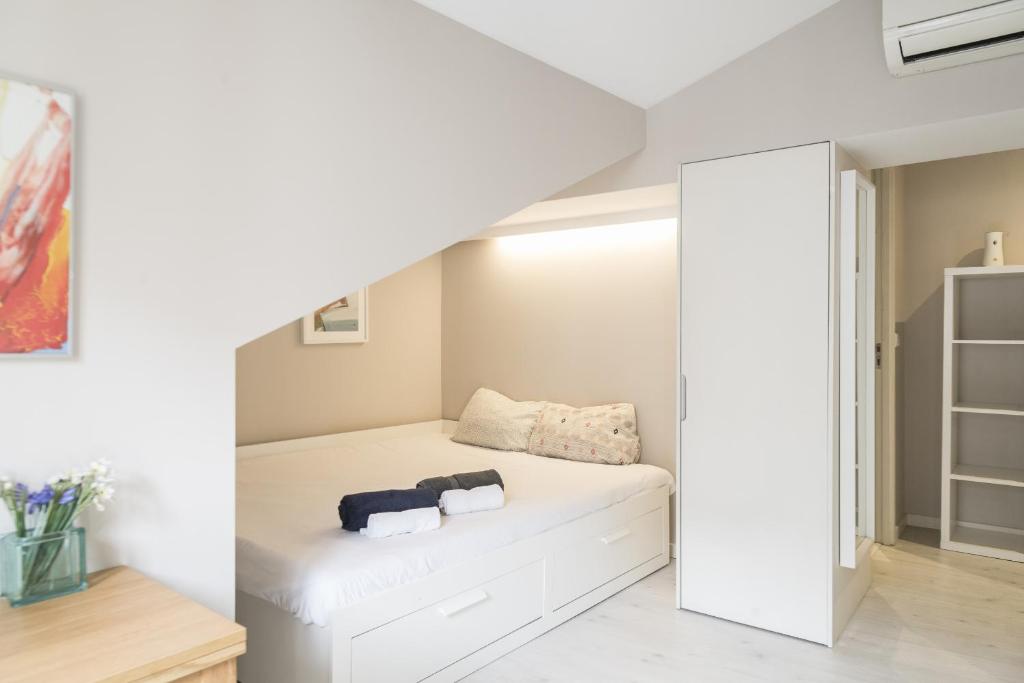 Formosa Stylish by Homing Formosa, 60, 4000-173 Porto