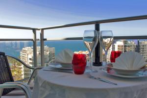 Forum Apartment by HR Madeira