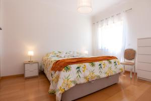 Foz Village Beach by Rent4All