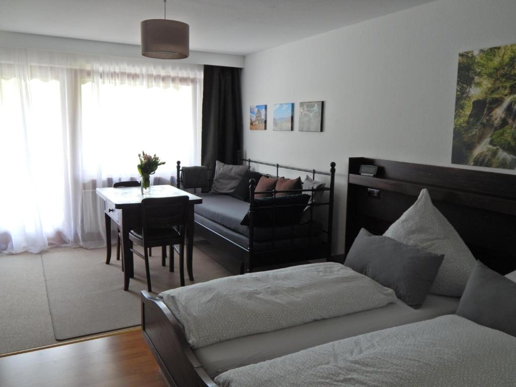 FREE Apartment - Burgblick 18 Bei den Thermen 3. OG, 72574 Bad Urach