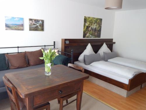 FREE Apartment - Burgblick