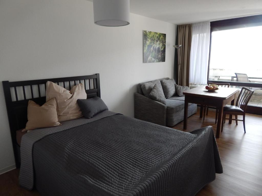 FREE Apartment - Schönblick Eichhaldestraße 75, 6. Etage, 72574 Bad Urach