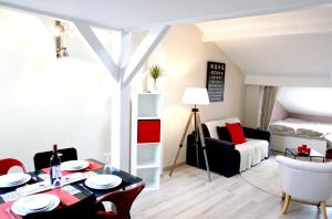 FREE Parking - Self Checkin - WIFI - DUPLEX LA FUSTERIE - SUPERBORDEAUX
