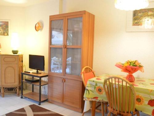 Appartement Appartement Fréjus, 2 pièces, 4 personnes - FR-1-226A-56 Appartement NÂ° 1017 Entree A  Rdc - Rue Des Micocouliers - Fréjus