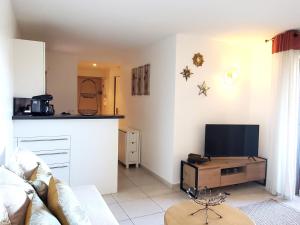 Frejus Plage Le Capitole T2 35m2 Climatise balcon