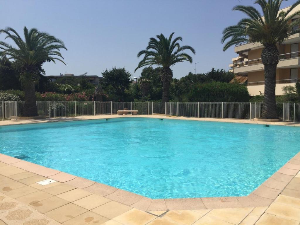 Appartement Fréjus plage T2, piscine, parking, plages à 200m 1376 Avenue de Provence 83600 Fréjus