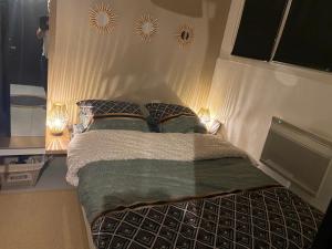 FREJUS VAR APPARTEMENT 150 m DES PLAGES