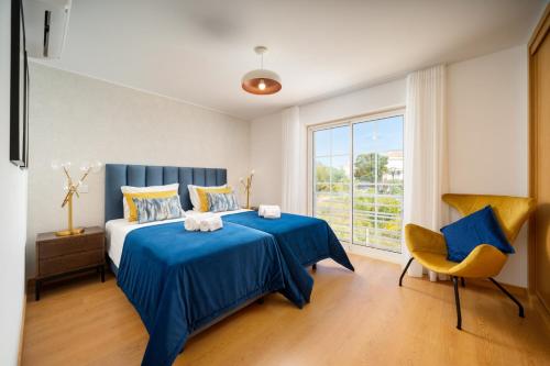 Fresh and Breezy Apartment, Centrally Located, Cabanas de Tavira