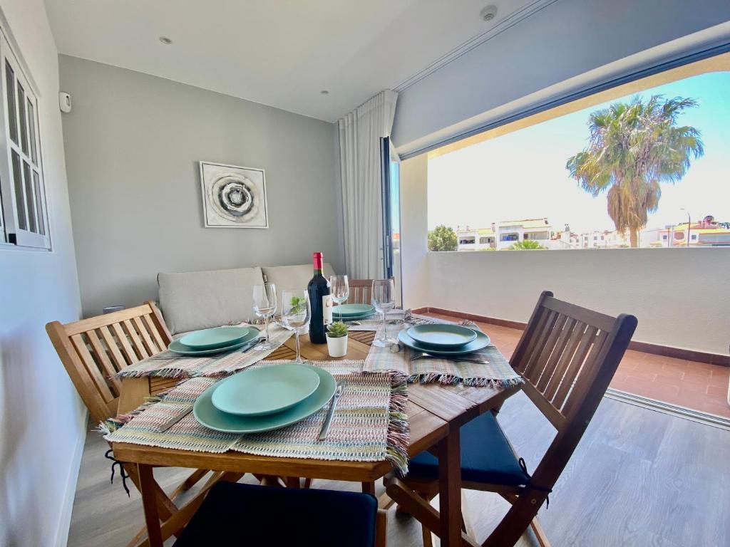 **Fresh and cosy appt with Pool, Fiber, SportTV** Praceta Jaime Cortesão Edificio Silchoro Ap 410, 8200-342 Albufeira