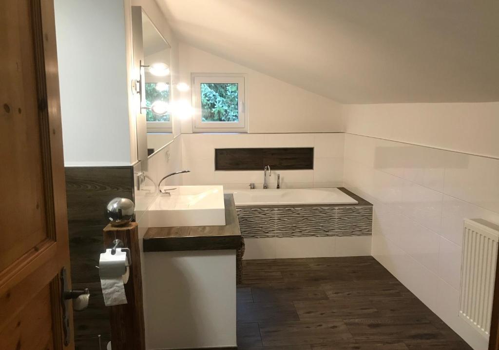 Friedrichsruh 2 Walbenreuth 22 1. Etage, 95679 Waldershof