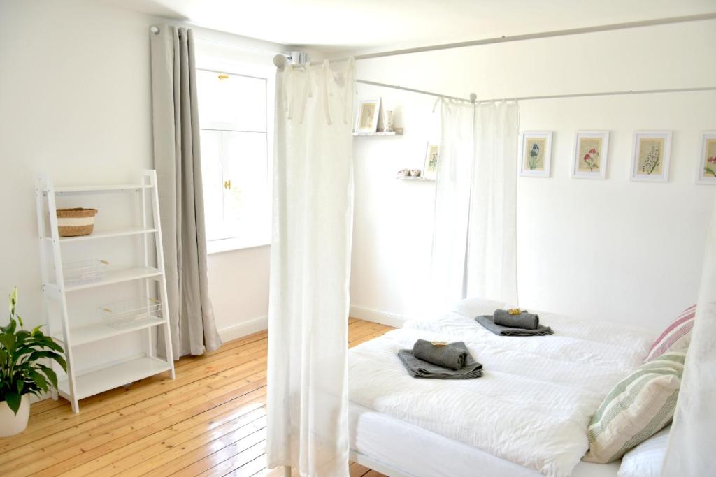 frigg flats I Scandi InteriorI JugendstilI Altbau 52 Äußere Regensburger Straße, 84034 Landshut
