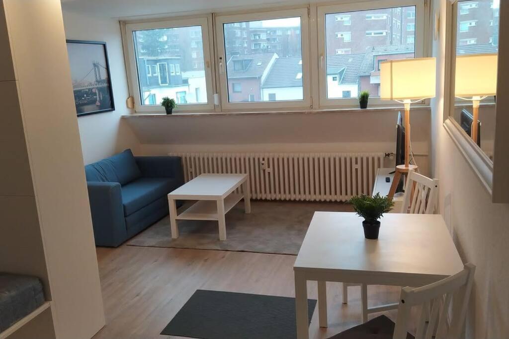 Frisch renoviertes Appartement 7-9 Arminiusstraße 1.OG mitte, 41065 Mönchengladbach