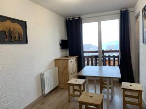 **Front de neige - Ménage compris - 4 personnes**