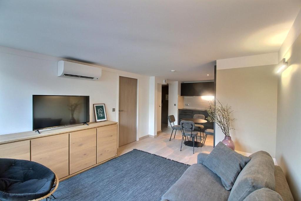 FULL HOUSE Studios - Design Apartment - NETFLIX, WiFi inkl 04177 Leipzig