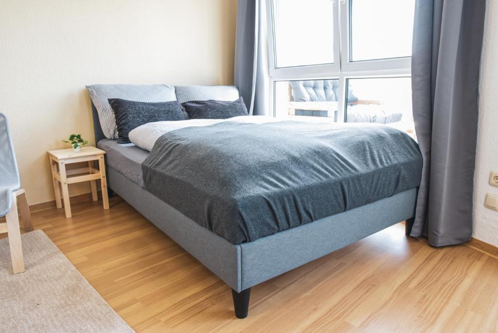 Appartement FULL HOUSE Studios - KornhausSupreme Apartment - Balkon, NETFLIX, WiFi 36 Kornhausstraße 06846 Dessau