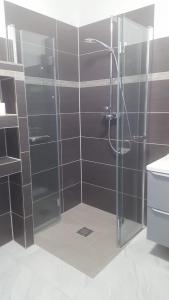 Fully equipped apartment 3 rooms 5 Bed