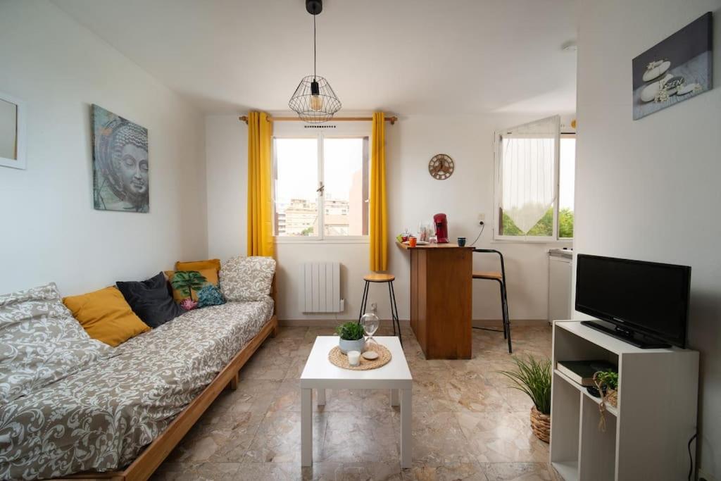 Fully equipped apartment ideal for 2 people 181 Avenue de la Capelette, 13010 Marseille