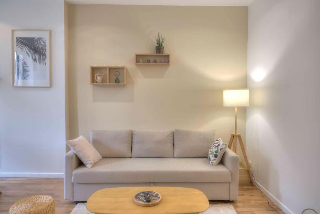 Appartement Fully equipped apartment St Charles / Longchamp 113 Rue Jean de Bernardy 13001 Marseille