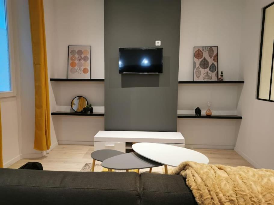 Fully equipped apartment wifi European Hospital 37 Rue Pierre Albrand, 13002 Marseille