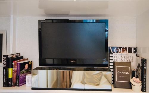 Fully equipped Studio in the heart of Paris - Area champs Elysées