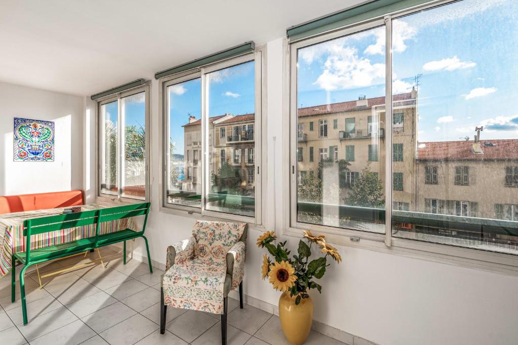 Furnished air-conditioned apartment with parking & a terrace Rated 3 stars
