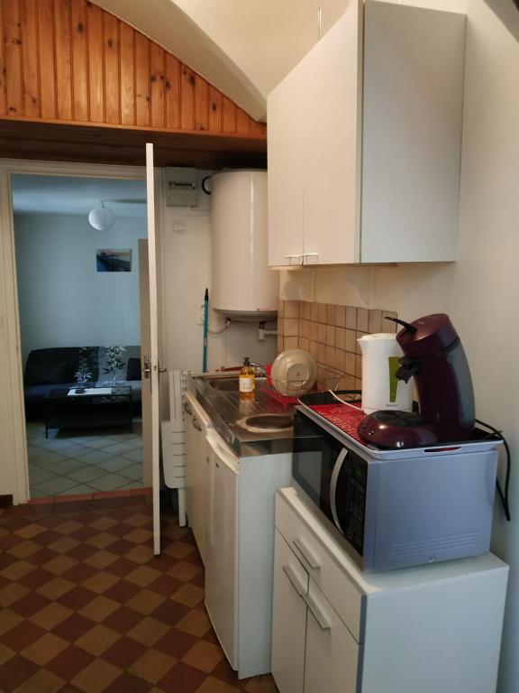 Furnished Apartment Near Place Garibaldi & The Port