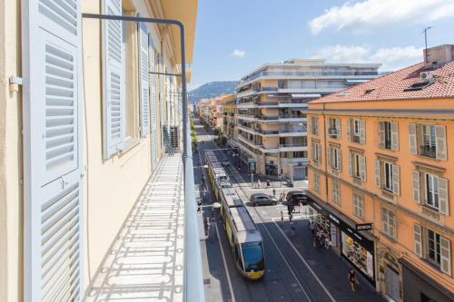 Furnished Apartment Near Place Garibaldi & The Port
