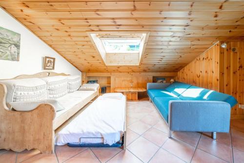 Furnished apartment near village and lifts