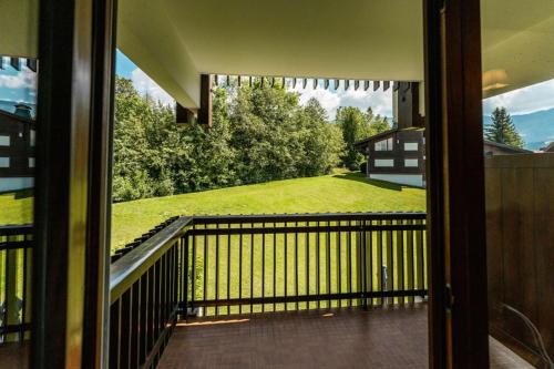 Furnished Studio overlooking the mountains Ski & Golf classified 2 stars