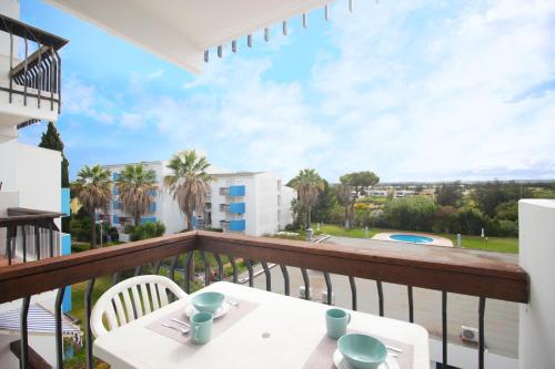 G&B - Vilamoura Pool, Beach & Golf