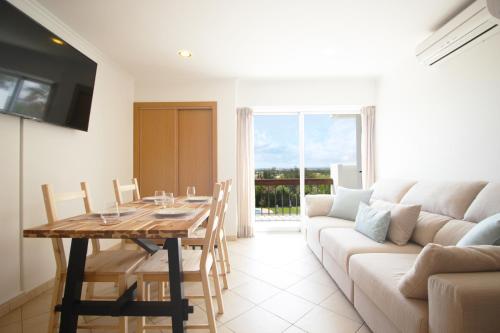 G&B - Vilamoura Pool, Beach & Golf
