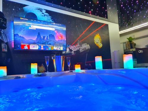 -GALAXY SPA-JACUZZI-INSOLITE-4PERS-Jardin-SPA-CLIM